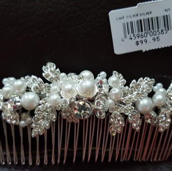 Hair comb from David's Bridal - Picture 1 of 2